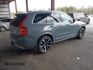 2020 Volvo XC90 Momentum with VIN YV4A221K4L1546483, listed as a IAAI auction lot 42020882 with 72,375 mi miles and . Bid and sale history available at DreamBid. Image 4.