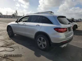 2018 Mercedes-Benz GLC 300 z VIN WDC0G4KB2JV102108, wystawiony jako Copart lot #51797515 z przebiegiem 62 798 mil mil oraz Szkoda całkowita • Salvage title. Historia ofert i sprzedaży dostępna na DreamBid. Obrazek 2.