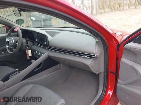2022 Hyundai Elantra SE with VIN 5NPLL4AGXNH072597, listed as a IAAI auction lot 42040815 with 24,582 mi miles and . Bid and sale history available at DreamBid. Image 5.