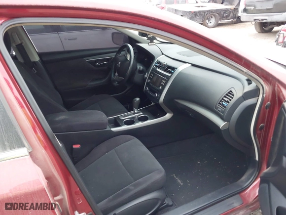 2013 Nissan Altima 2.5 SL with VIN 1N4AL3AP9DC116803, listed as a IAAI auction lot 41875628 with 126,016 mi miles. Bid and sale history available at carsss.com. Image 5.