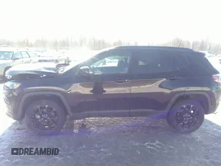 2022 Jeep Compass Latitude с VIN 3C4NJDBB5NT198996, выставлен на аукционе IAAI как лот 41612511 с пробегом 13 986 миль миль и . История ставок и продаж доступна на DreamBid. Изображение 14.
