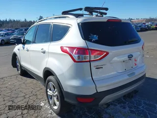 2016 Ford Escape SE with VIN 1FMCU9GX2GUB29249, listed as a IAAI auction lot 41545211 with 97,631 mi miles. Bid and sale history available at carsss.com. Image 3.
