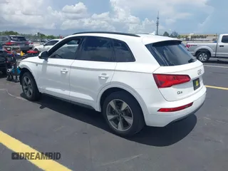 2020 Audi Q5 Premium with VIN WA1ANAFY4L2106527, listed as a IAAI auction lot 42451913 with 93,750 mi miles and . Bid and sale history available at DreamBid. Image 3.