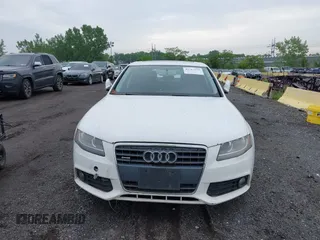 2011 Audi A4 Premium z VIN WAUBFAFL8BN037329, wystawiony jako IAAI lot #42362079 z przebiegiem Nie podano mil oraz . Historia ofert i sprzedaży dostępna na DreamBid. Obrazek 6.