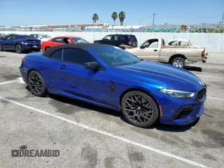 2020 BMW M8 Competition z VIN WBSDZ0C09LCD82160, wystawiony jako Copart lot #67402364 z przebiegiem 18 584 mil mil oraz Szkoda całkowita • Salvage title. Historia ofert i sprzedaży dostępna na DreamBid. Obrazek 4.