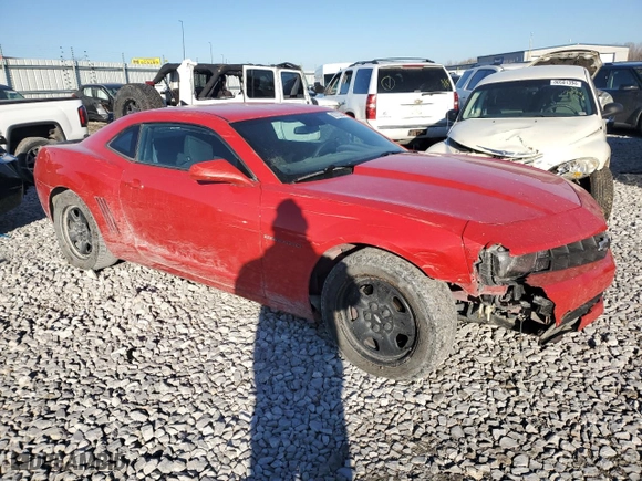 2013 Chevrolet Camaro LS with VIN 2G1FE1E30D9239122, listed as a Copart auction lot 83753264 with 99,959 mi miles and Salvage Title. Bid and sale history available at carsss.com. Image 4.