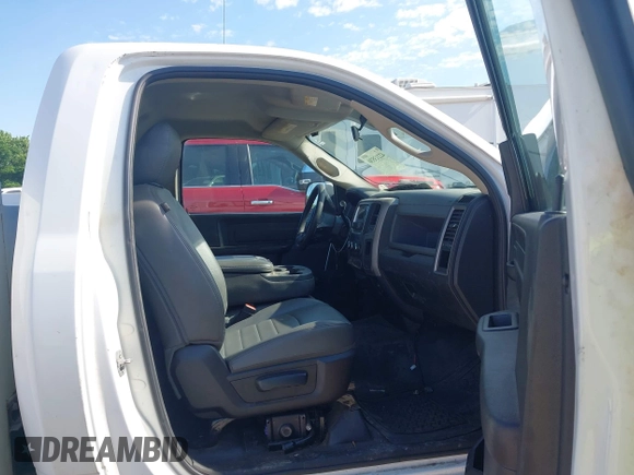 2016 Ram 2500 Tradesman with VIN 3C6LR4AT9GG355345, listed as a IAAI auction lot 42213530 with 251,196 mi miles and . Bid and sale history available at DreamBid. Image 5.