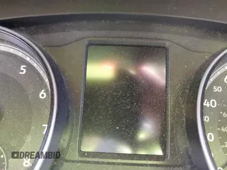 2021 Volkswagen Atlas SE z VIN 1V2WC2CA4MC232301, wystawiony jako IAAI lot #42538962 z przebiegiem Nie podano mil oraz . Historia ofert i sprzedaży dostępna na DreamBid. Obrazek 16.