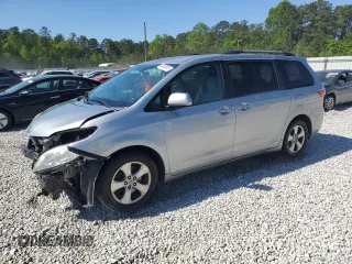2016 Toyota Sienna LE AAS with VIN 5TDKK3DC5GS712181, listed as a Copart auction lot 53265915 with 142,472 mi miles and Salvage Title. Bid and sale history available at carsss.com. Image 1.