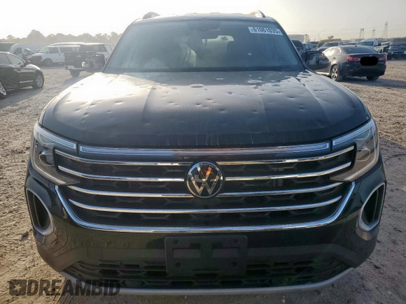 2024 Volkswagen Atlas SE z VIN 1V2WR2CA5RC512850, wystawiony jako Copart lot #61061035 z przebiegiem 15 356 mil mil oraz Czysty tytuł • Clean title. Historia ofert i sprzedaży dostępna na DreamBid. Obrazek 6.