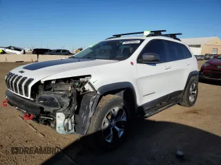 2017 Jeep Cherokee Trailhawk L Plus with VIN 1C4PJMBS3HD214387, listed as a Copart auction lot 43156585 with 84,246 mi miles and Salvage Title. Bid and sale history available at carsss.com. Image 1.