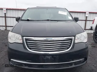 2015 Chrysler Town & Country Touring with VIN 2C4RC1BG1FR534220, listed as a IAAI auction lot 41489371 with 136,923 mi miles. Bid and sale history available at carsss.com. Image 12.