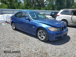 2008 BMW 3 Series 328i z VIN WBAVA33518P142319, wystawiony jako Copart lot #57081045 z przebiegiem 157 411 mil mil oraz Szkoda całkowita • Salvage title. Historia ofert i sprzedaży dostępna na DreamBid. Obrazek 4.
