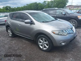 2009 Nissan Murano SL z VIN JN8AZ18U09W014678, wystawiony jako IAAI lot #42370734 z przebiegiem 282 673 mil mil oraz . Historia ofert i sprzedaży dostępna na DreamBid. Obrazek 1.