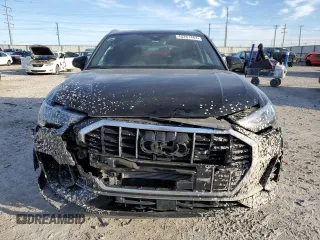 2020 Audi Q3 S line Premium with VIN WA1DECF31L1115818, listed as a Copart auction lot 40267463 with 22,456 mi miles. Bid and sale history available at carsss.com. Image 5.