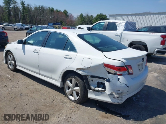 2011 Toyota Camry LE z VIN 4T1BF3EK0BU592218, wystawiony jako IAAI lot #42096268 z przebiegiem 121 132 mil mil oraz . Historia ofert i sprzedaży dostępna na DreamBid. Obrazek 3.