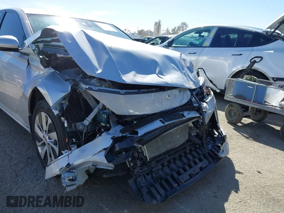 2023 Nissan Altima S with VIN 1N4BL4BV8PN409348, listed as a IAAI auction lot 41720136 with 14,096 mi miles and . Bid and sale history available at DreamBid. Image 6.