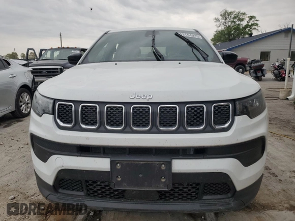 2023 Jeep Compass Sport z VIN 3C4NJDAN0PT569903, wystawiony jako Copart lot #53154035 z przebiegiem 30 060 mil mil oraz Szkoda całkowita • Salvage title. Historia ofert i sprzedaży dostępna na DreamBid. Obrazek 5.