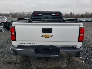2018 Chevrolet Silverado 1500 Work Truck with VIN 1GCRCNEH8JZ357577, listed as a Copart auction lot 50401685 with 202,108 mi miles and Clean Title. Bid and sale history available at carsss.com. Image 6.