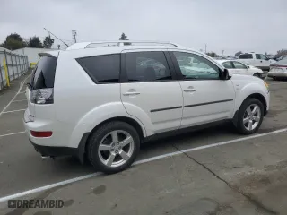 2008 Mitsubishi Outlander XLS with VIN JA4MS41X48Z009364, listed as a Copart auction lot 86018664 with 170,060 mi miles and Salvage Title. Bid and sale history available at carsss.com. Image 3.