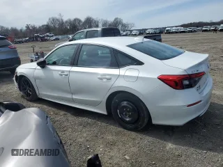 2022 Honda Civic Sport z VIN 2HGFE2F57NH550455, wystawiony jako Copart lot #52005235 z przebiegiem 31 396 mil mil oraz Szkody całkowita. Historia ofert i sprzedaży dostępna na DreamBid. Obrazek 2.
