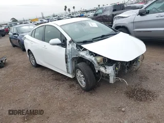 2017 Toyota Prius Two with VIN JTDKBRFU1H3043757, listed as a IAAI auction lot 41734670 with 84,610 mi miles. Bid and sale history available at carsss.com. Image 1.