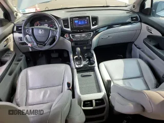 2018 Honda Ridgeline RTL-E with VIN 5FPYK3F77JB014975, listed as a Copart auction lot 59798125 with 124,361 mi miles and Clean title. Bid and sale history available at DreamBid. Image 8.