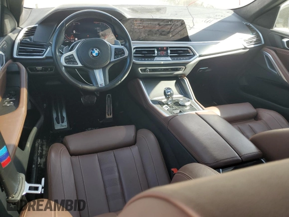 2022 BMW X6 xDrive40i with VIN 5UXCY6C09N9J04735, listed as a Copart auction lot 45084665 with 46,543 mi miles and Salvage Title. Bid and sale history available at carsss.com. Image 8.