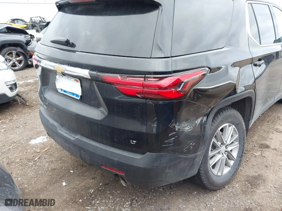 2022 Chevrolet Traverse LT Cloth with VIN 1GNEVGKW6NJ151659, listed as a IAAI auction lot 41209960 with 83,090 mi miles. Bid and sale history available at carsss.com. Image 4.