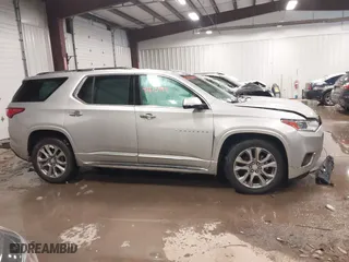 2019 Chevrolet Traverse Premier with VIN 1GNEVKKWXKJ218066, listed as a IAAI auction lot 41612992 with 87,015 mi miles. Bid and sale history available at carsss.com. Image 13.