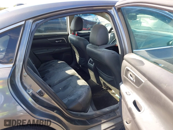2018 Nissan Altima SR with VIN 1N4AL3APXJC170428, listed as a IAAI auction lot 40355309 with Not Provided miles and . Bid and sale history available at carsss.com. Image 8.