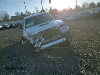 2005 Toyota Tacoma z VIN 5TEMU52N15Z050084, wystawiony jako Copart lot #89392445 z przebiegiem 158 752 mil mil oraz Szkoda całkowita • Salvage title. Historia ofert i sprzedaży dostępna na DreamBid. Obrazek 11.