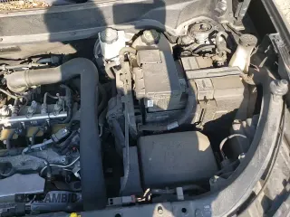 2018 Chevrolet Equinox LT with VIN 2GNAXJEV9J6207741, listed as a Copart auction lot 68896925 with 120,713 mi miles and Salvage title. Bid and sale history available at DreamBid. Image 15.