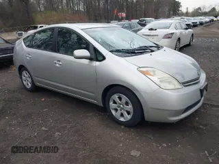 2005 Toyota Prius with VIN JTDKB20U853110933, listed as a IAAI auction lot 42049592 with 158,217 mi miles. Bid and sale history available at carsss.com. Image 1.