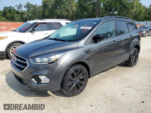 2019 Ford Escape SE z VIN 1FMCU0GD9KUA52728, wystawiony jako Copart lot #58410975 z przebiegiem 109 483 mil mil oraz Czysty tytuł • Clean title. Historia ofert i sprzedaży dostępna na DreamBid. Obrazek 1.