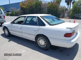 1995 Ford Taurus GL with VIN 1FALP52U1SA316497, listed as a IAAI auction lot 42496412 with 125,193 mi miles and . Bid and sale history available at DreamBid. Image 3.