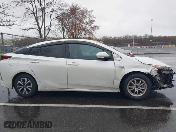 2017 Toyota Prius Plus with VIN JTDKARFP5H3004876, listed as a IAAI auction lot 41972573 with 148,670 mi miles and . Bid and sale history available at DreamBid. Image 17.