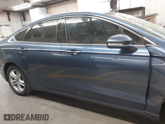 2018 Ford Fusion SE with VIN 3FA6P0HD6JR253375, listed as a IAAI auction lot 41945955 with 47,072 mi miles. Bid and sale history available at carsss.com. Image 13.