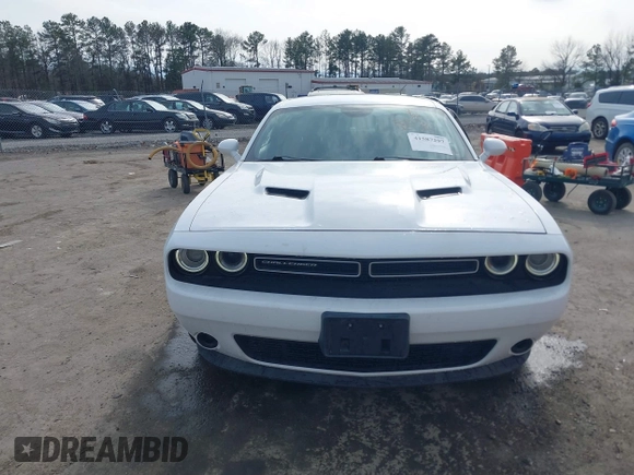 2016 Dodge Challenger SXT z VIN 2C3CDZAG6GH263508, wystawiony jako IAAI lot #41587297 z przebiegiem 119 114 mil mil oraz . Historia ofert i sprzedaży dostępna na DreamBid. Obrazek 12.