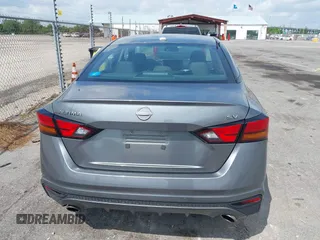 2023 Nissan Altima SV z VIN 1N4BL4DV9PN366815, wystawiony jako IAAI lot #42134938 z przebiegiem 75 540 mil mil oraz . Historia ofert i sprzedaży dostępna na DreamBid. Obrazek 16.