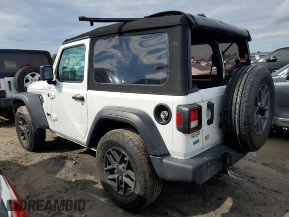 2024 Jeep Wrangler Sport S z VIN 1C4PJXAN9RW136328, wystawiony jako Copart lot #73871304 z przebiegiem Nie podano mil oraz Nie do naprawy • Non repairable. Historia ofert i sprzedaży dostępna na DreamBid. Obrazek 2.