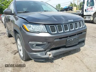 2017 Jeep Compass Latitude with VIN 3C4NJDBBXHT666385, listed as a IAAI auction lot 40236415 with 110,643 mi miles and . Bid and sale history available at carsss.com. Image 6.