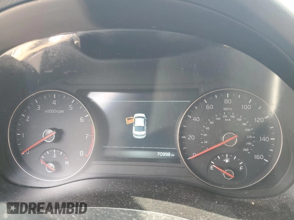 2017 Kia Cadenza Technology with VIN KNALC4J19H5061734, listed as a Copart auction lot 68061044 with 70,998 mi miles and Salvage Title. Bid and sale history available at carsss.com. Image 9.