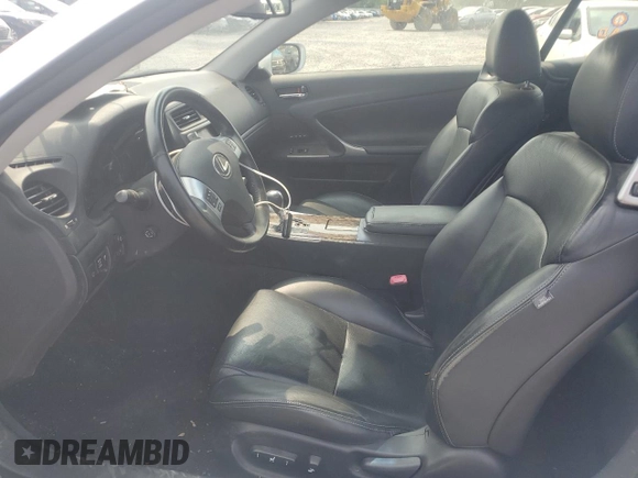2011 Lexus IS 250 C z VIN JTHFF2C29B2514971, wystawiony jako Copart lot #59915215 z przebiegiem 116 160 mil mil oraz Szkoda całkowita • Salvage title. Historia ofert i sprzedaży dostępna na DreamBid. Obrazek 7.