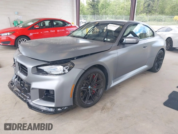2024 BMW M2 z VIN 3MF13DM08R8E83248, wystawiony jako IAAI lot #42272913 z przebiegiem 4 647 mil mil oraz . Historia ofert i sprzedaży dostępna na DreamBid. Obrazek 2.