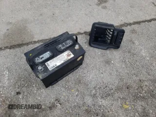 2003 Ford Excursion Eddie Bauer с VIN 1FMNU45S63EC62376, выставлен на аукционе Copart как лот 83900044 с пробегом 212 734 миль миль и Списание • Salvage title. История ставок и продаж доступна на DreamBid. Изображение 13.