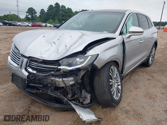 2018 Lincoln MKX Reserve z VIN 2LMPJ6LR1JBL30318, wystawiony jako IAAI lot #42204680 z przebiegiem 94 903 mil mil oraz . Historia ofert i sprzedaży dostępna na DreamBid. Obrazek 6.