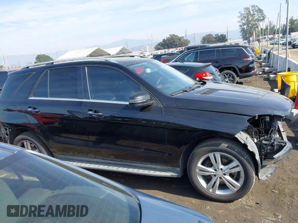 2013 Mercedes-Benz M 350 with VIN 4JGDA5JB4DA224637, listed as a IAAI auction lot 41467639 with 113,887 mi miles and . Bid and sale history available at DreamBid. Image 14.
