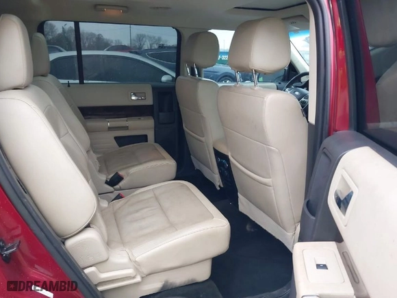 2018 Ford Flex Limited with VIN 2FMGK5D85JBA11383, listed as a IAAI auction lot 41433342 with 123,519 mi miles. Bid and sale history available at carsss.com. Image 8.
