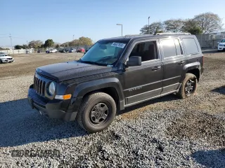 2016 Jeep Patriot Sport z VIN 1C4NJPBA0GD505766, wystawiony jako Copart lot #46627555 z przebiegiem 87 959 mil mil oraz Szkoda całkowita • Salvage title. Historia ofert i sprzedaży dostępna na DreamBid. Obrazek 1.